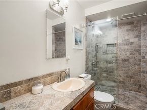 23921 Hamlin Street, West Hills (los Angeles) CA 91307
