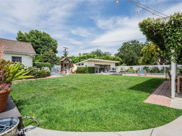 6616 Langdon Avenue, Van Nuys (los Angeles) CA 91406