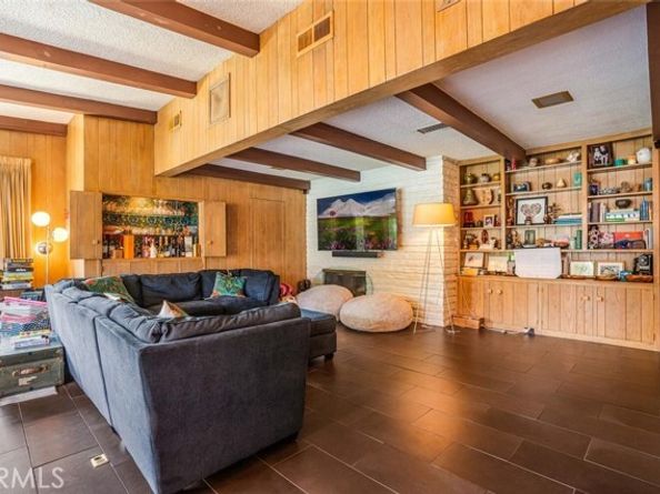 6616 Langdon Avenue, Van Nuys (los Angeles) CA 91406