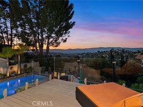 21727 Ulmus Drive, Woodland Hills (los Angeles) CA 91364