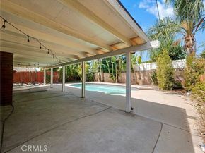 9527 Oso Avenue, Chatsworth (los Angeles) CA 91311