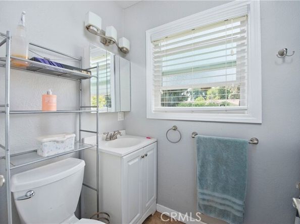 15709 Devonshire Street, Granada Hills (los Angeles) CA 91344