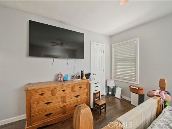 15709 Devonshire Street, Granada Hills (los Angeles) CA 91344