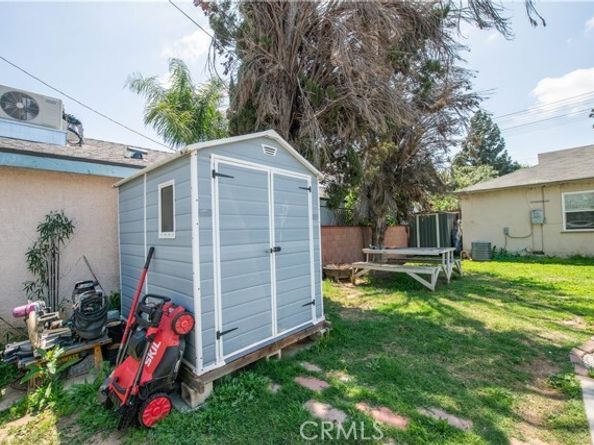 15709 Devonshire Street, Granada Hills (los Angeles) CA 91344