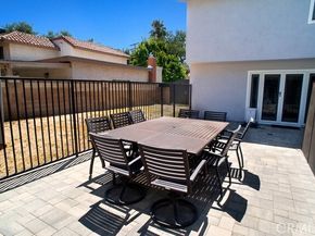 9910 Hanna Avenue, Chatsworth (los Angeles) CA 91311