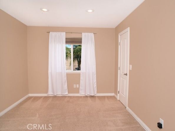 9910 Hanna Avenue, Chatsworth (los Angeles) CA 91311