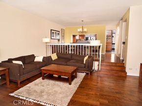 5711 Owensmouth Avenue 125, Woodland Hills (los Angeles) CA 91367