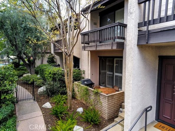 5711 Owensmouth Avenue 125, Woodland Hills (los Angeles) CA 91367