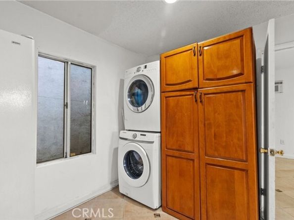 15430 Parthenia Street, North Hills (los Angeles) CA 91343