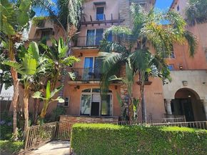 10862 Bloomfield Street 303, Toluca Lake (los Angeles) CA 91602