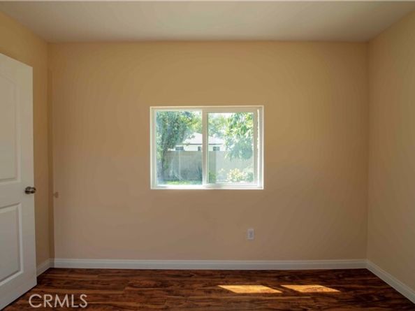 6911 Enfield Avenue, Reseda (los Angeles) CA 91335