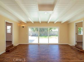 6911 Enfield Avenue, Reseda (los Angeles) CA 91335