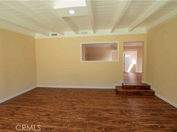 6911 Enfield Avenue, Reseda (los Angeles) CA 91335