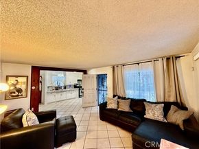 1526 Lakme Avenue, Wilmington (los Angeles) CA 90744