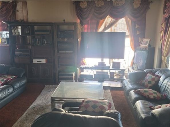 1153 S Kenmore Avenue, Los Angeles CA 90006