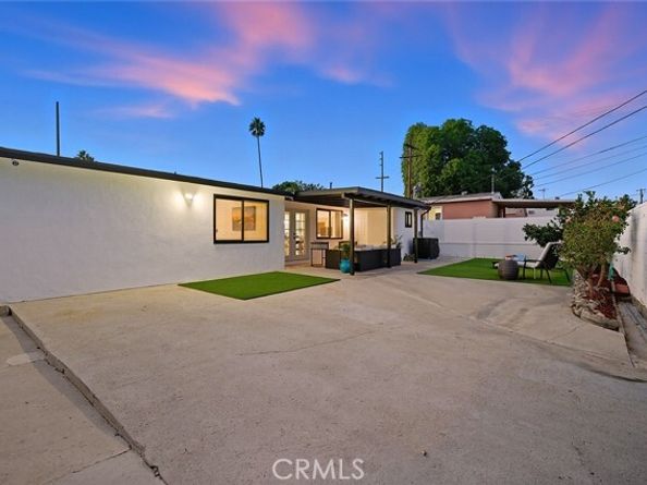6250 Coldwater Canyon Avenue, North Hollywood (los Angeles) CA 91606