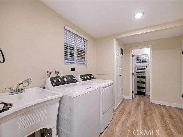 6250 Coldwater Canyon Avenue, North Hollywood (los Angeles) CA 91606