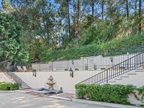 70 N Arroyo Boulevard, Pasadena CA 91105