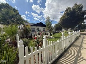 22158 Elkwood Street, Canoga Park (los Angeles) CA 91304