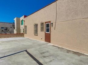 833 Ridgewood Place, Los Angeles CA 90038