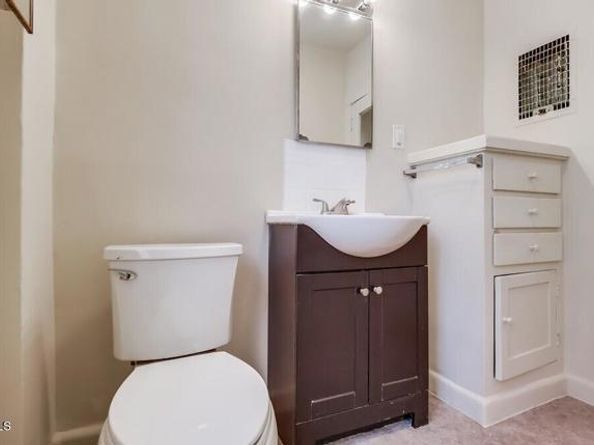 833 Ridgewood Place, Los Angeles CA 90038