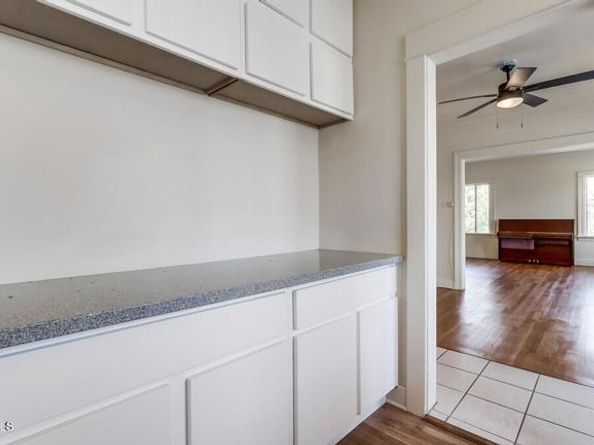 833 Ridgewood Place, Los Angeles CA 90038
