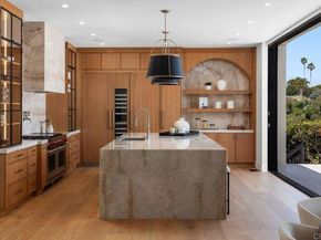 5875 La Jolla Mesa Drive, La Jolla (san Diego) CA 92037