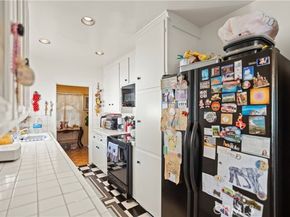 5737 Denny, North Hollywood (los Angeles) CA 91601