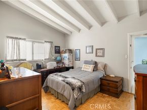 5737 Denny, North Hollywood (los Angeles) CA 91601