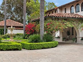 1875 La Cuesta, Tustin CA 92705