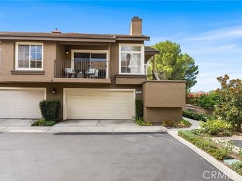 8123 E Oak Ridge Circle