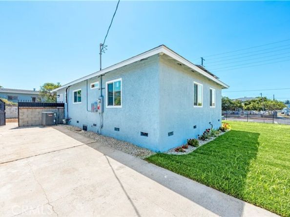 1087 253rd Street, Harbor City (los Angeles) CA 90710
