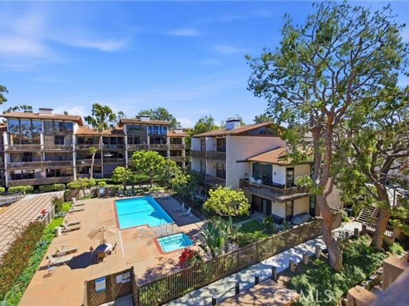 6318 Marina Pacifica Drive, Long Beach CA 90803