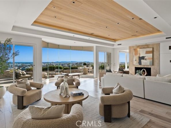 1535 Dolphin Terrace, Corona Del Mar (newport Beach) CA 92625