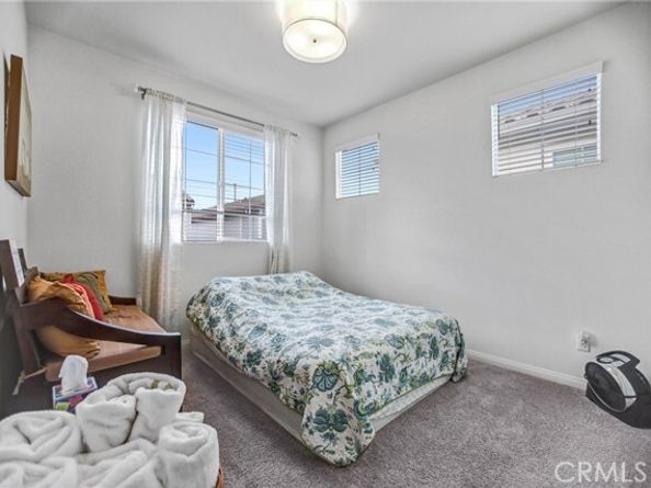 14609 W Del Playa Street, Panorama City (los Angeles) CA 91402