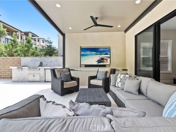 12 Lontano, Lake Forest (el Toro) CA 92630