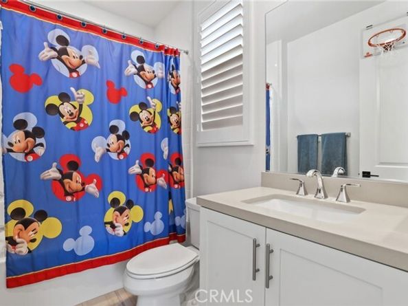 12 Lontano, Lake Forest (el Toro) CA 92630