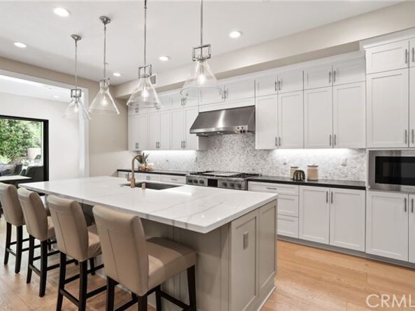12 Lontano, Lake Forest (el Toro) CA 92630