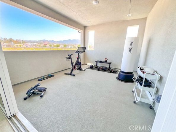 331 Newton, Lake Forest (el Toro) CA 92630