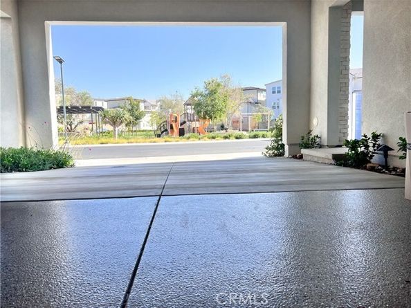 331 Newton, Lake Forest (el Toro) CA 92630