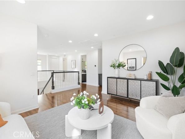 37 Castellana, Lake Forest (el Toro) CA 92630