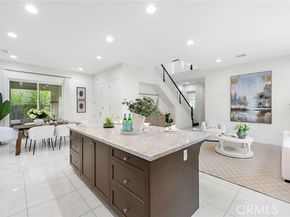 37 Castellana, Lake Forest (el Toro) CA 92630