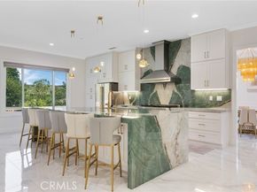 18 Bent Oak, Laguna Hills CA 92679