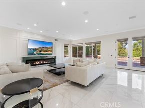 18 Bent Oak, Laguna Hills CA 92679