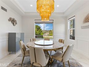 18 Bent Oak, Laguna Hills CA 92679