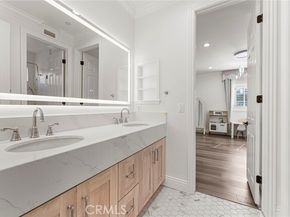 18 Bent Oak, Laguna Hills CA 92679