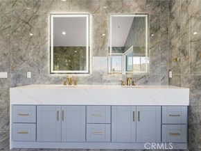 18 Bent Oak, Laguna Hills CA 92679