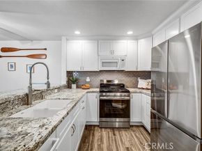 25713 Sycamore Pointe, Lake Forest (el Toro) CA 92630