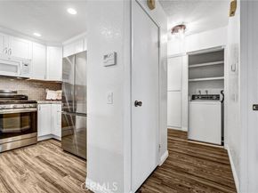 25713 Sycamore Pointe, Lake Forest (el Toro) CA 92630