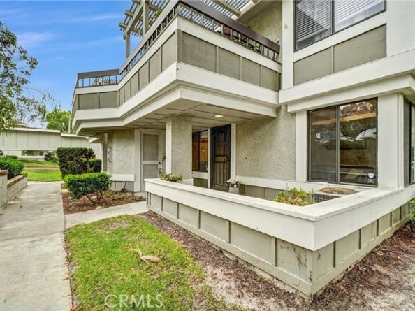 25713 Sycamore Pointe, Lake Forest (el Toro) CA 92630